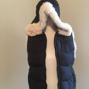 Big Chill Sherpa lined hooded vest